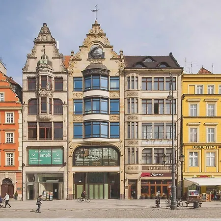 Majestic -150m2 With Iconic Market Square View As R506