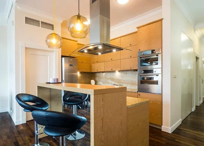 Apartmán Majestic -150m2 With Iconic Market Square View As R506 Vratislav