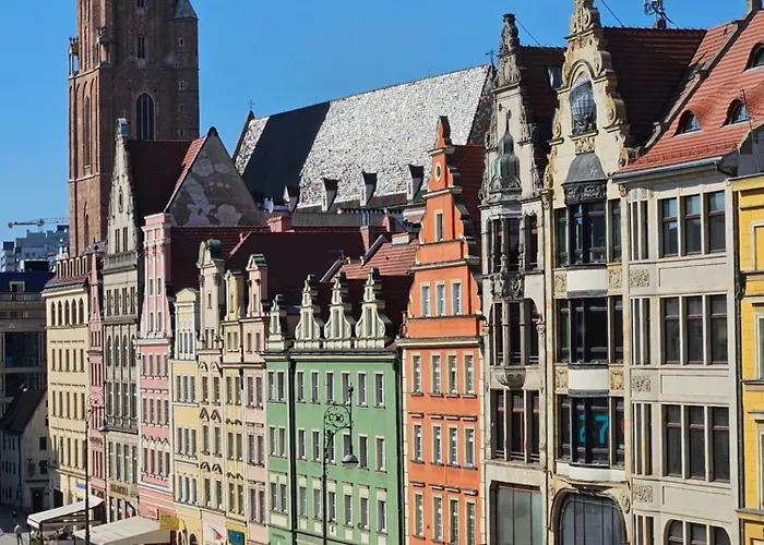 Majestic -150m2 With Iconic Market Square View As R506 Apartmán