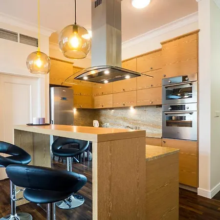 Apartment Majestic -150m2 With Iconic Market Square View As R506 Breslau