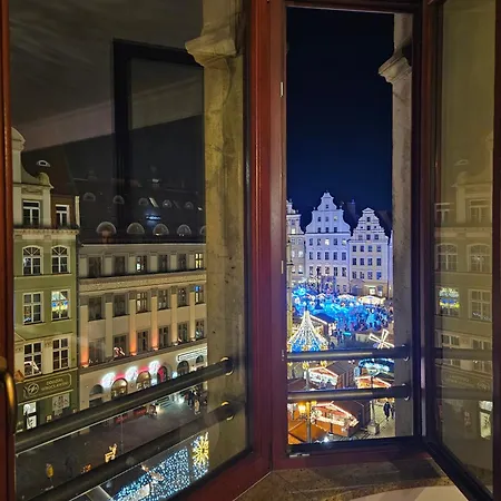 Majestic -150m2 With Iconic Market Square View As R506