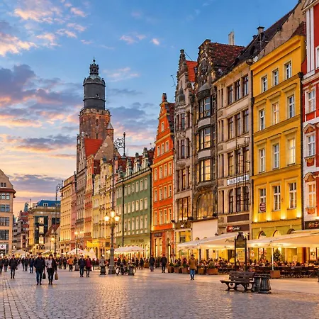Iconic Market Square View - Grand 150m2 - As R506 Апартаменты