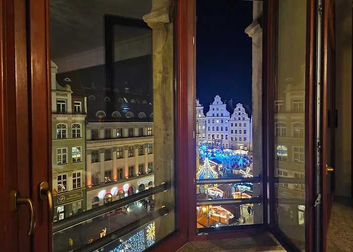 Majestic -150m2 With Iconic Market Square View As R506